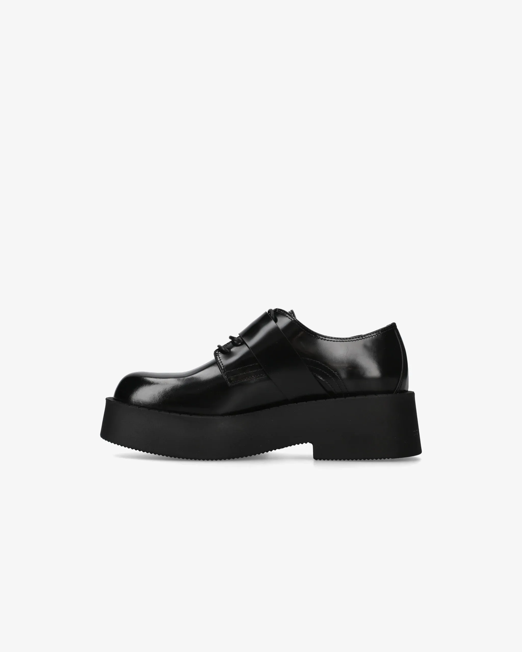 Derby Shoes M6831A in Black Mousse Calfskin