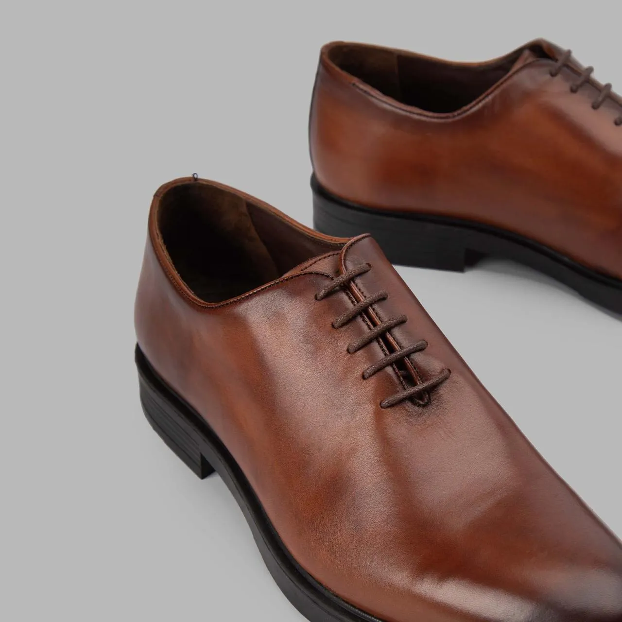 Oxford Whole Cut Shoes - HAVAN